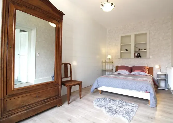 Les Glycines Appartement *