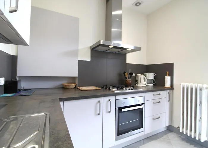 Les Glycines Appartement *